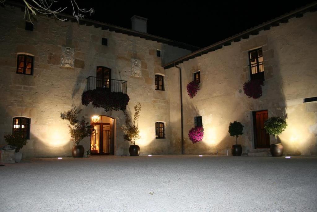 Palacio De * Luko