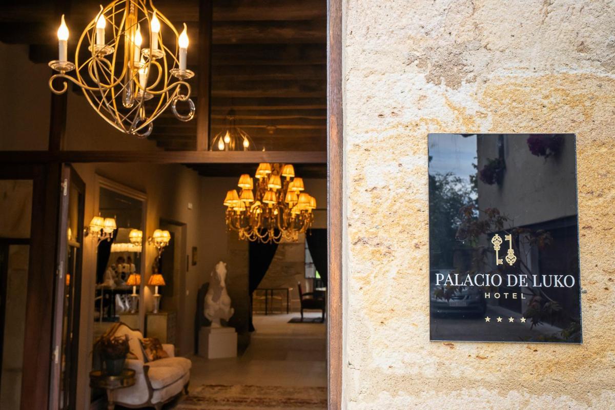 Palacio De Hotel